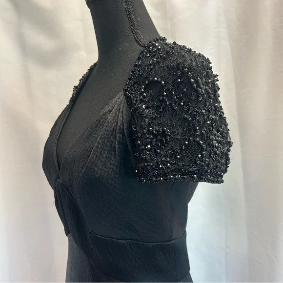 Badgley Mischka black beaded lace short sleeve silk formal evening gown 8 NWOT - Picture 6 of 17